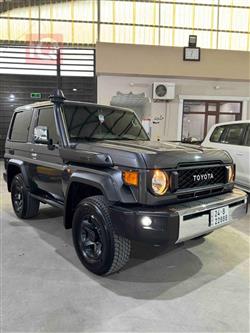 Toyota Land Cruiser 70
